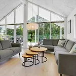 Beautiful In Vaeggerlose With Sauna Feriehus Bøtø By