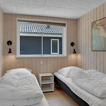 Beautiful In Vaeggerlose With Sauna Casa de Férias Bøtø By