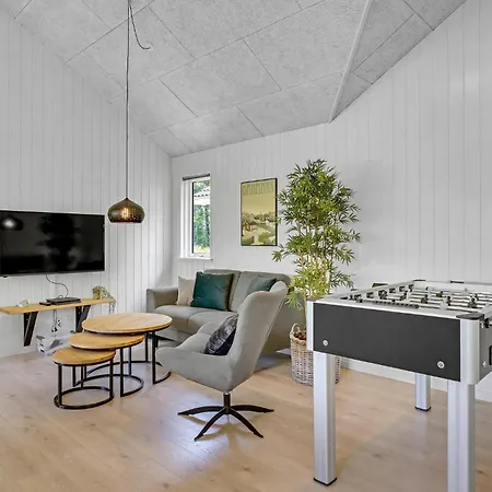 Ferienhaus Beautiful In Vaeggerlose With Sauna Bøtø By